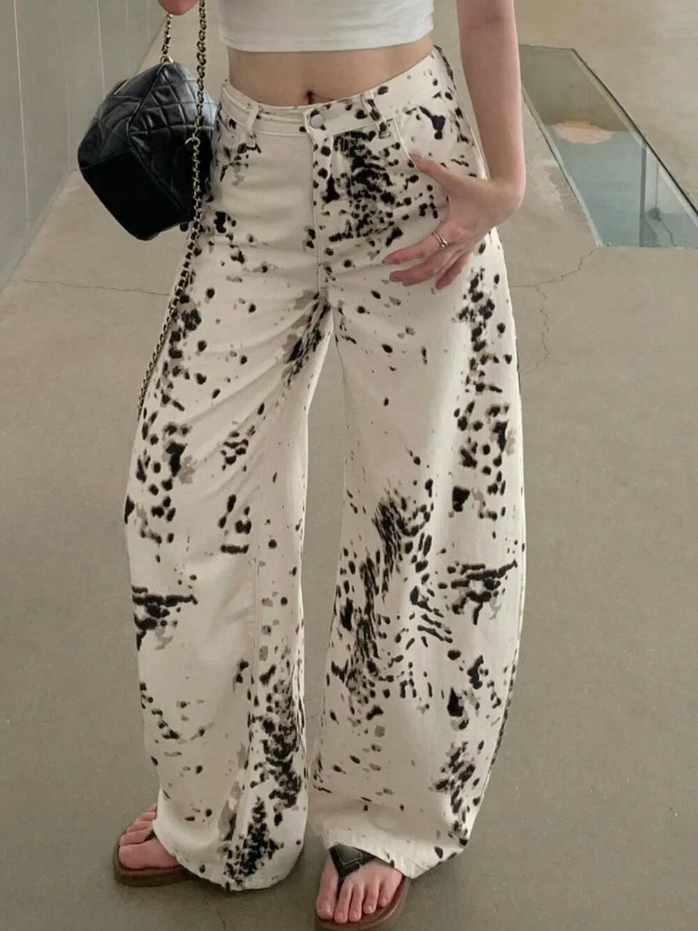 White Casual Women's Textured Random Print Zipper Fly Harem Pants